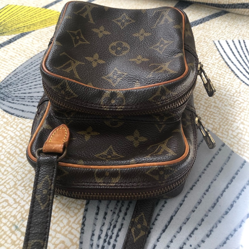 Louis Vuitton Bag - Picture 10 of 13